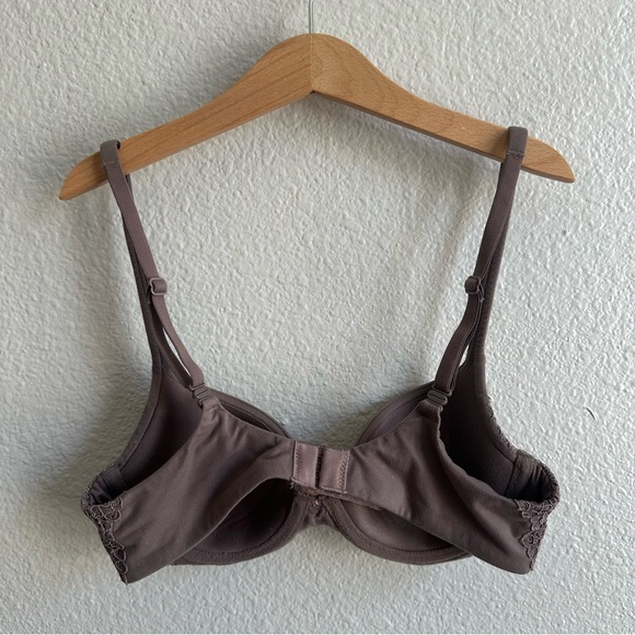 Victoria’s Secret Lined Demi Brown Bra Women’s Size 32B - Picture 4 of 7
